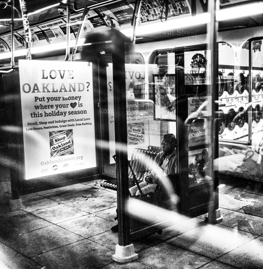 love-oakland-bus-shelter-oakland-2017